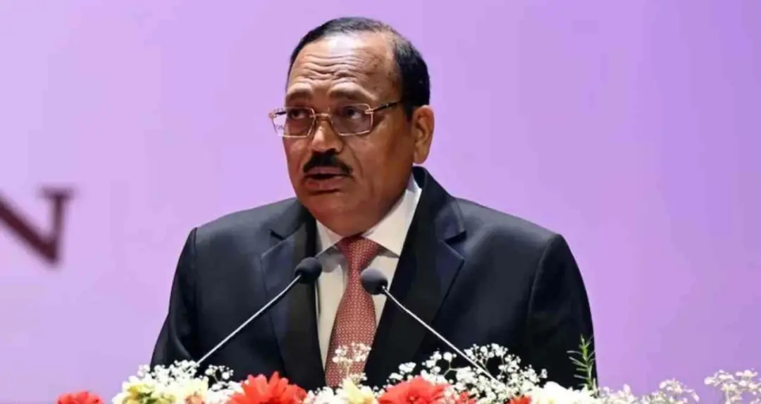 CJI सूर्यकांत का बयान: अदालतों की विश्वसनीयता केवल फैसलों से नहीं, पारदर्शिता और भरोसे से बनती है