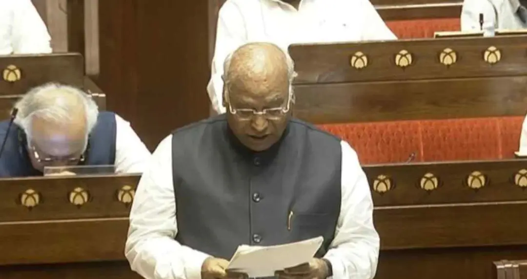 पश्चिम एशिया संकट! राज्यसभा में खरगे के बयान पर हंगामा, कुछ भारतीय मारे गए होने का किया दावा