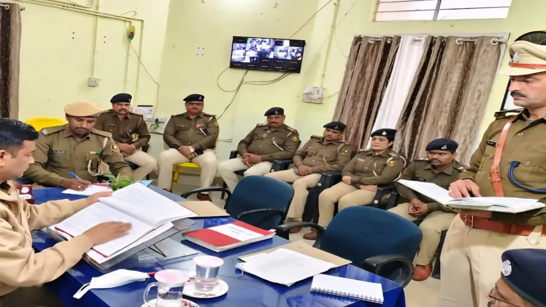 दरभंगा में पेंडिंग केसों पर सख्त हुए SSP: लहेरियासराय थाना की समीक्षा, लापरवाही पर थानाध्यक्ष से स्पष्टीकरण