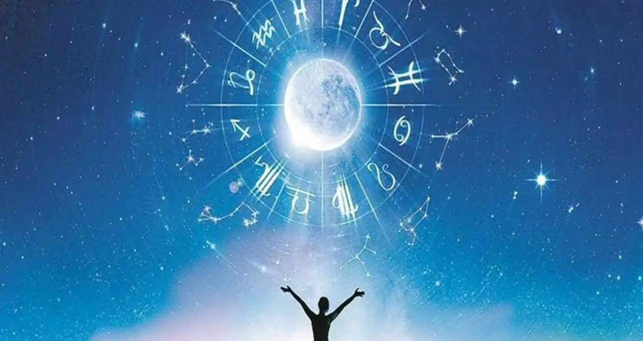 Shukra Shani Rajyog 2026: শুক্র-শনির দ্বিদ্বাদশ যোগে ভাগ্যের চাকা ঘুরবে! ৩ রাশিতে অর্থ-সাফল্যের জোয়ার
