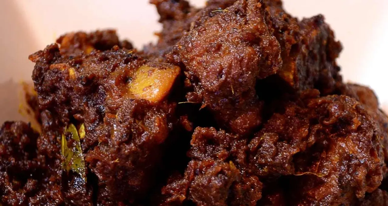 Eid Special Recipes: খুশির ইদে হেঁশেলে শাহী আয়োজন! হালিম থেকে লাচ্চা পরোটা—৩ সহজ রেসিপিতেই জমবে উৎসব
