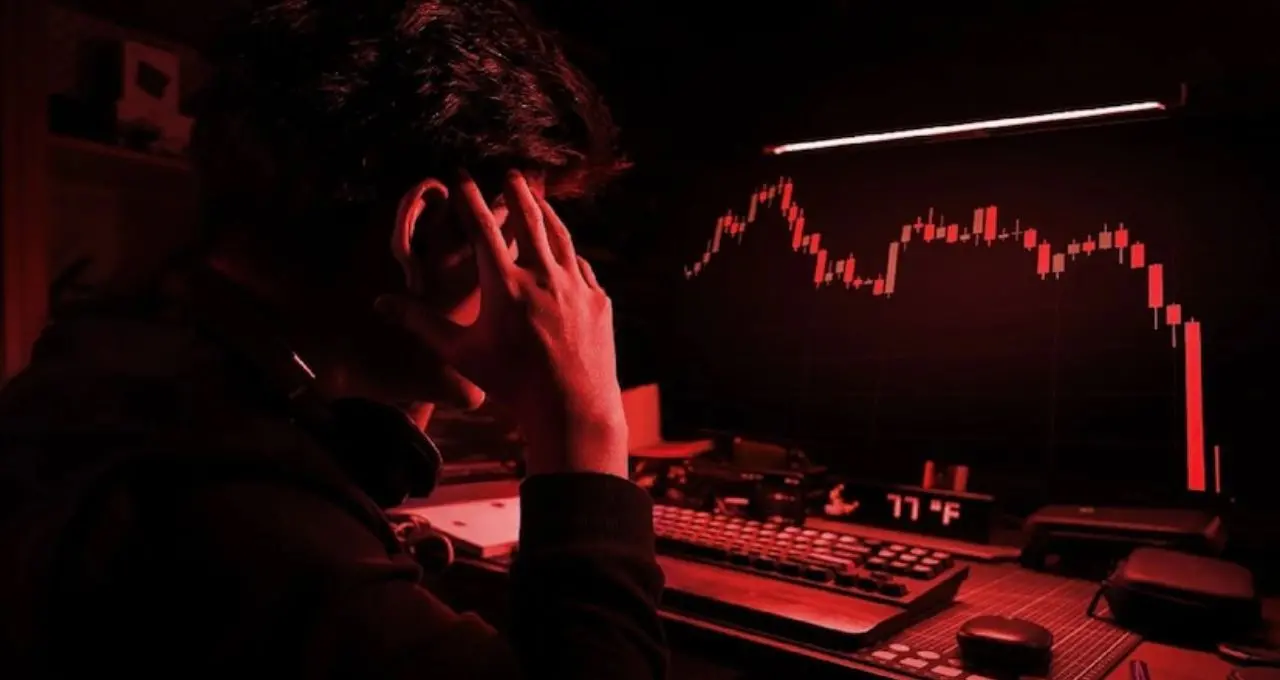Share Market Crash: শেয়ার বাজারে ‘ধস’, উড়ে গেল ১২ লক্ষ কোটি টাকা! সেনসেক্স-নিফটি ৩% পতনে কাঁপল বিনিয়োগকারীরা

