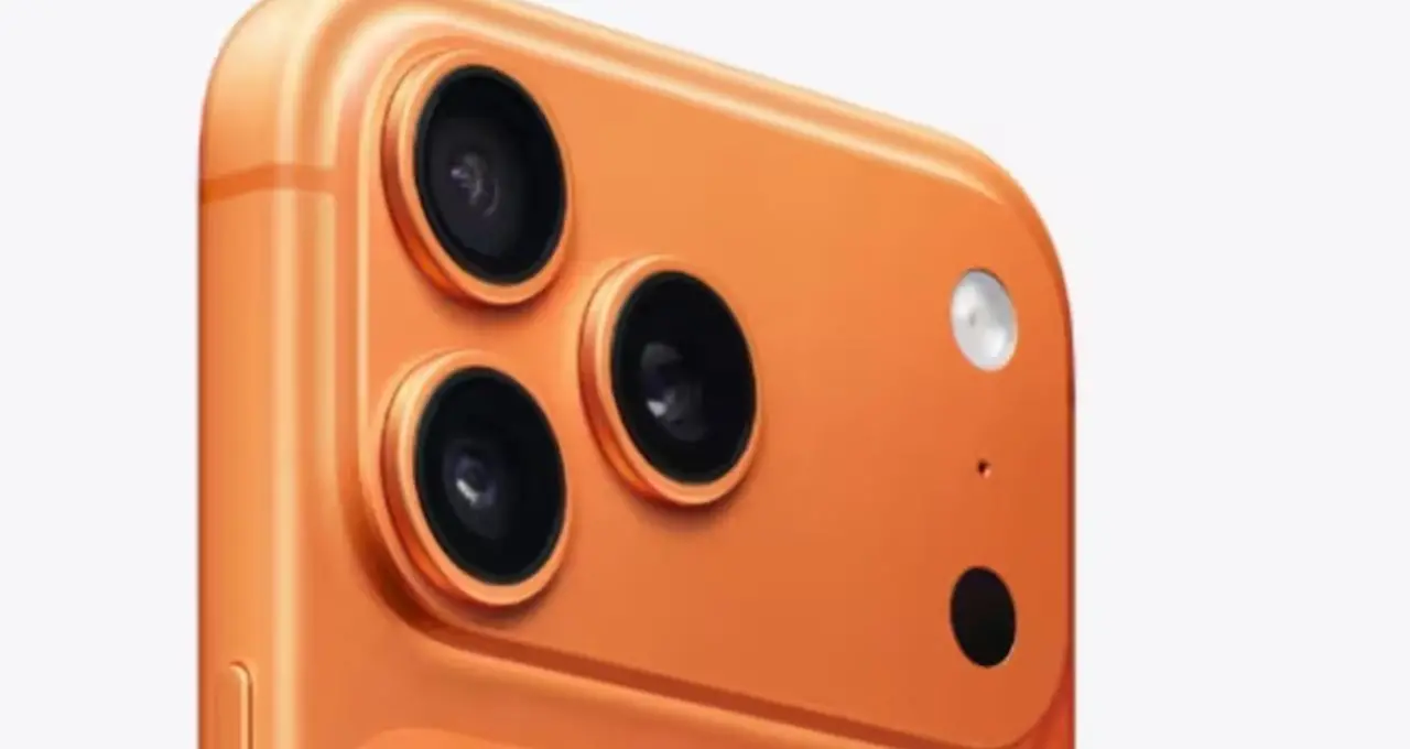 iPhone 17 Pro-তে বাম্পার ছাড়! এখনই কিনবেন নাকি অপেক্ষা করলে আরও সস্তা? জেনে নিন সম্পূর্ণ হিসেব
