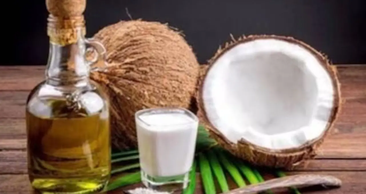 Pyorrhea Home Remedies: ব্রাশ করলেই মাড়ি থেকে রক্ত? ১ চিমটে হলুদেই মিলতে পারে আরাম, জানুন ঘরোয়া টোটকা
