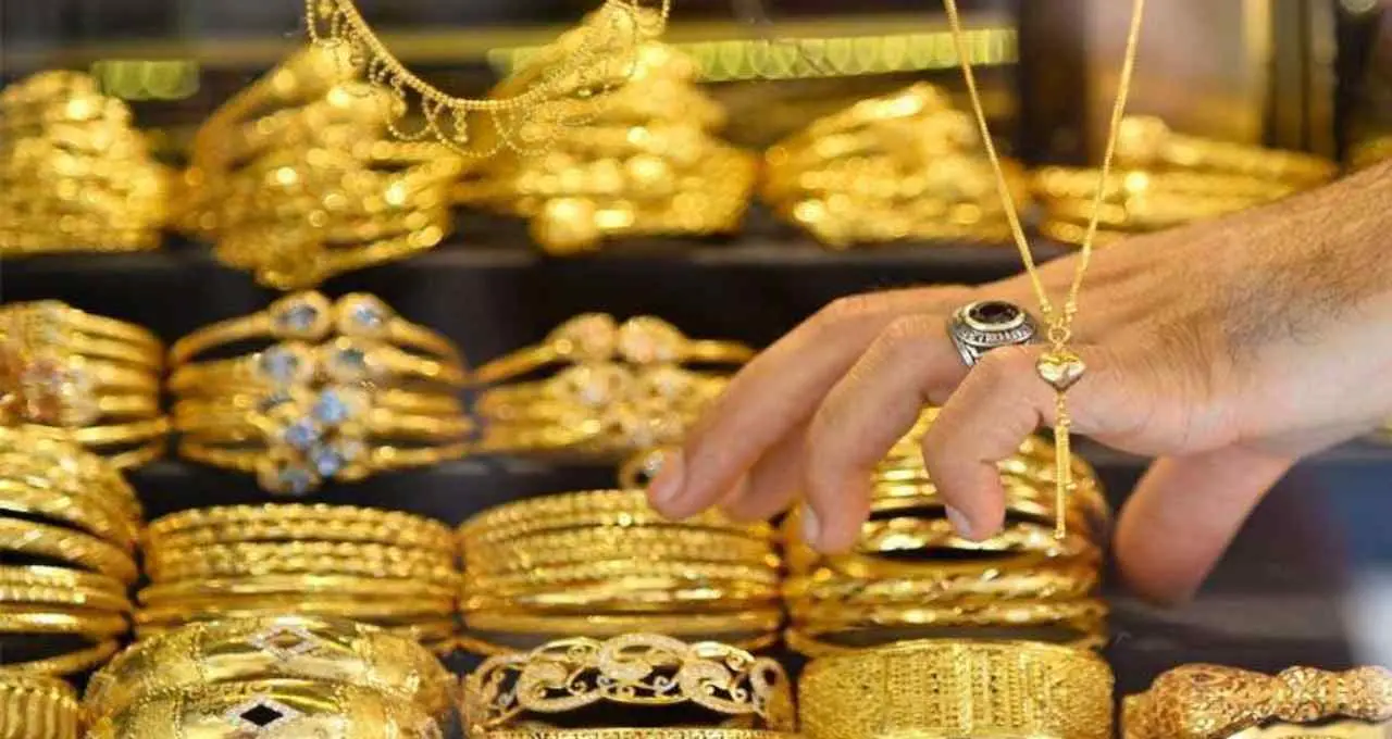 Gold Silver Today: सोना-चांदी की कीमतें गिरीं, चांदी 8,500 रुपये सस्ती; जानें आज का भाव