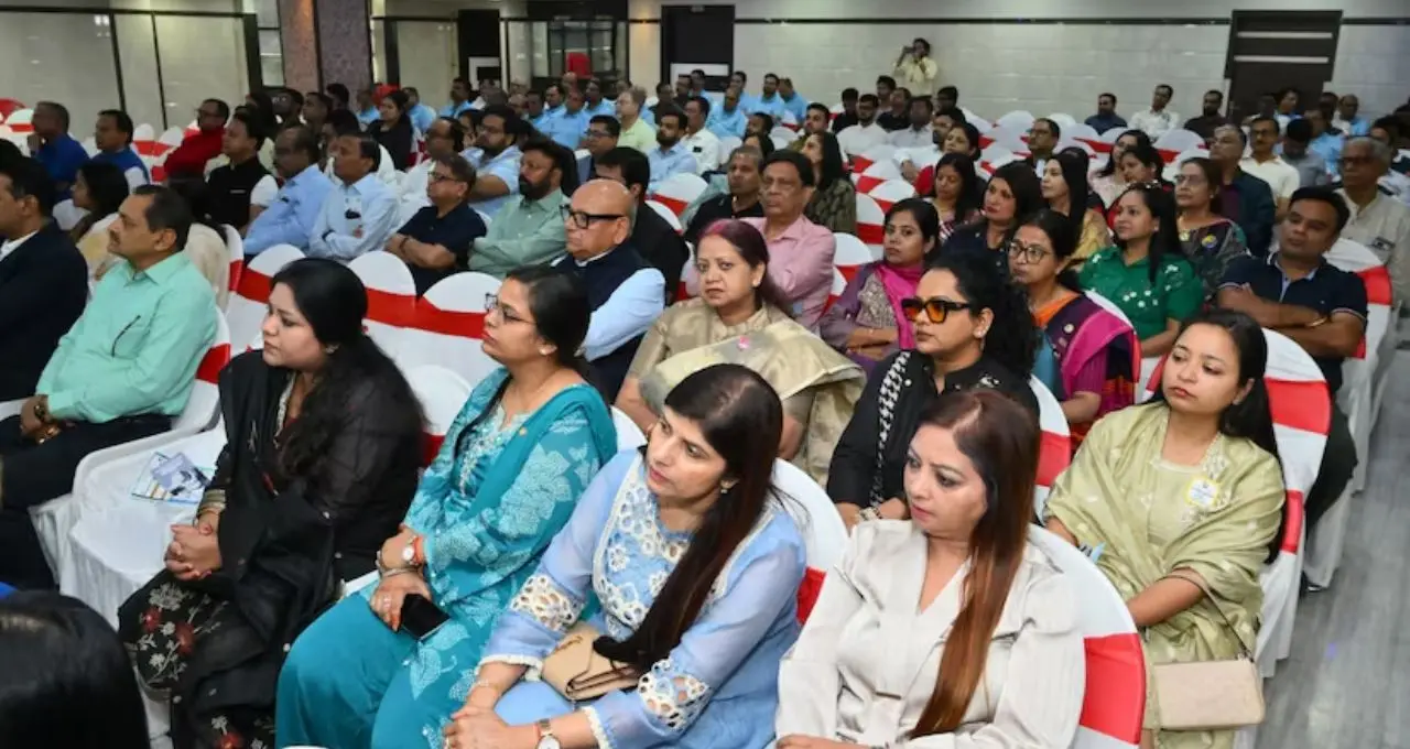 শিলিগুড়িতে চিকিৎসায় নতুন যুগ! NAT প্রযুক্তিতে আগেভাগেই ধরা পড়বে রোগ, রক্ত পরীক্ষায় বিপ্লব
