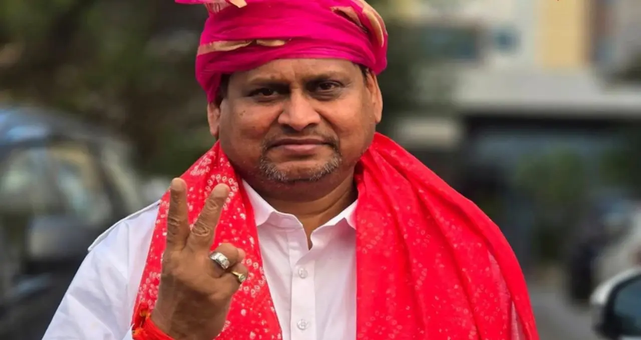তৃণমূল ছেড়ে নতুন লড়াই! বিধায়ক পদে ইস্তফা দিয়ে ভোটমুখী হুমায়ুন কবীর, মুর্শিদাবাদে বাড়ছে উত্তাপ
