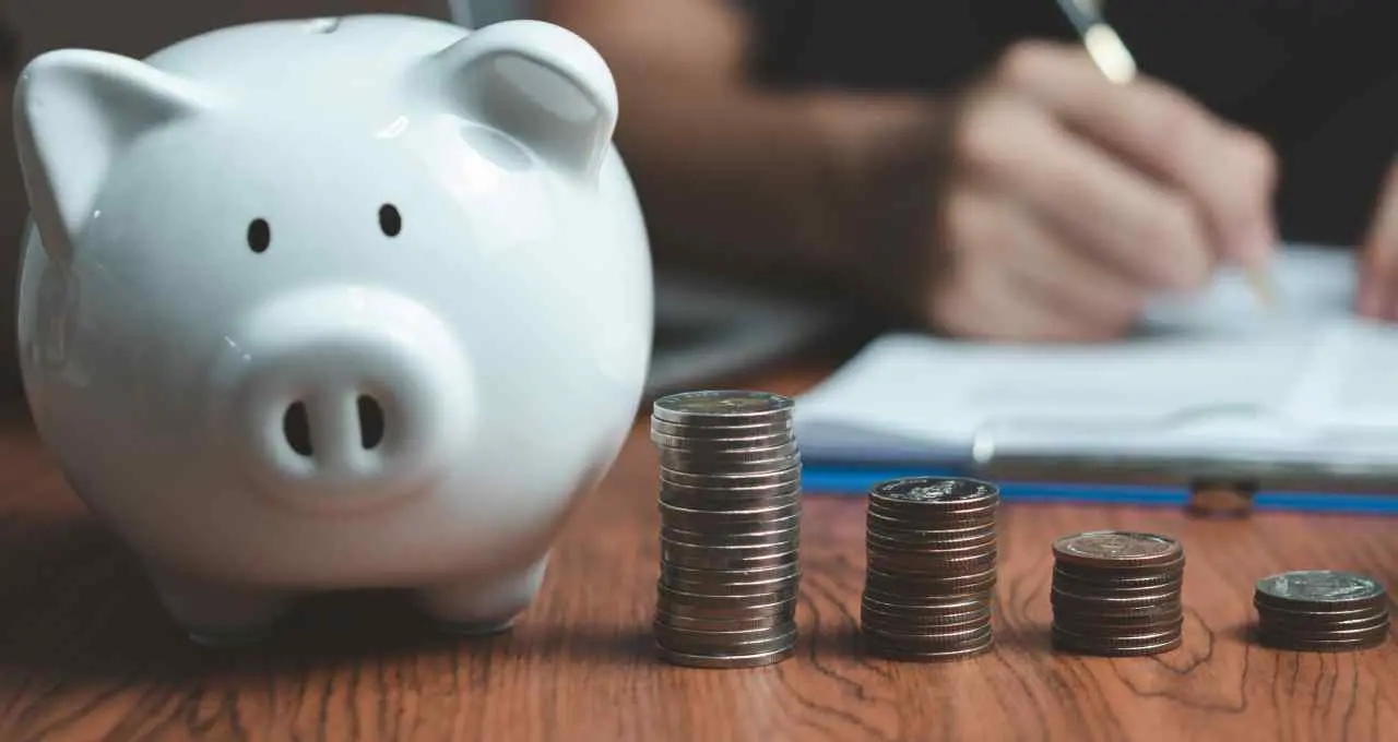 Active vs Passive Funds: एक्टिव फंड्स ने तीन साल में पैसिव फंड्स को छोड़ा पीछे, निवेशकों को मिला बेहतर रिटर्न
