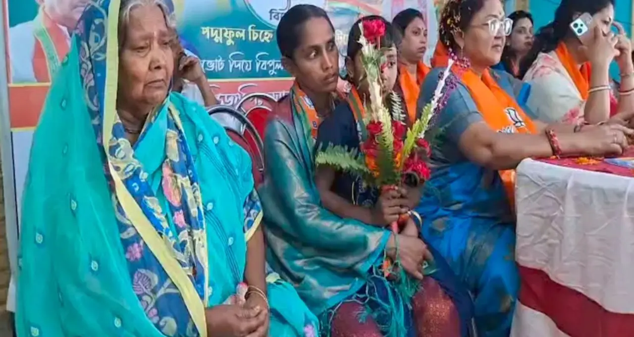 সামশেরগঞ্জ হিংসার রেশ ভোটে! নিহত পিতা-পুত্রের পরিবার এবার বিজেপির প্রচারে
