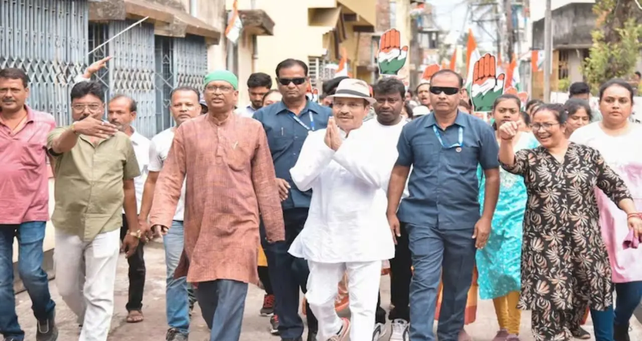 ক্লাস ৯ পাশ, তবু কোটিপতি! হলফনামায় অধীর চৌধুরীর সম্পত্তির অঙ্কে চমক
