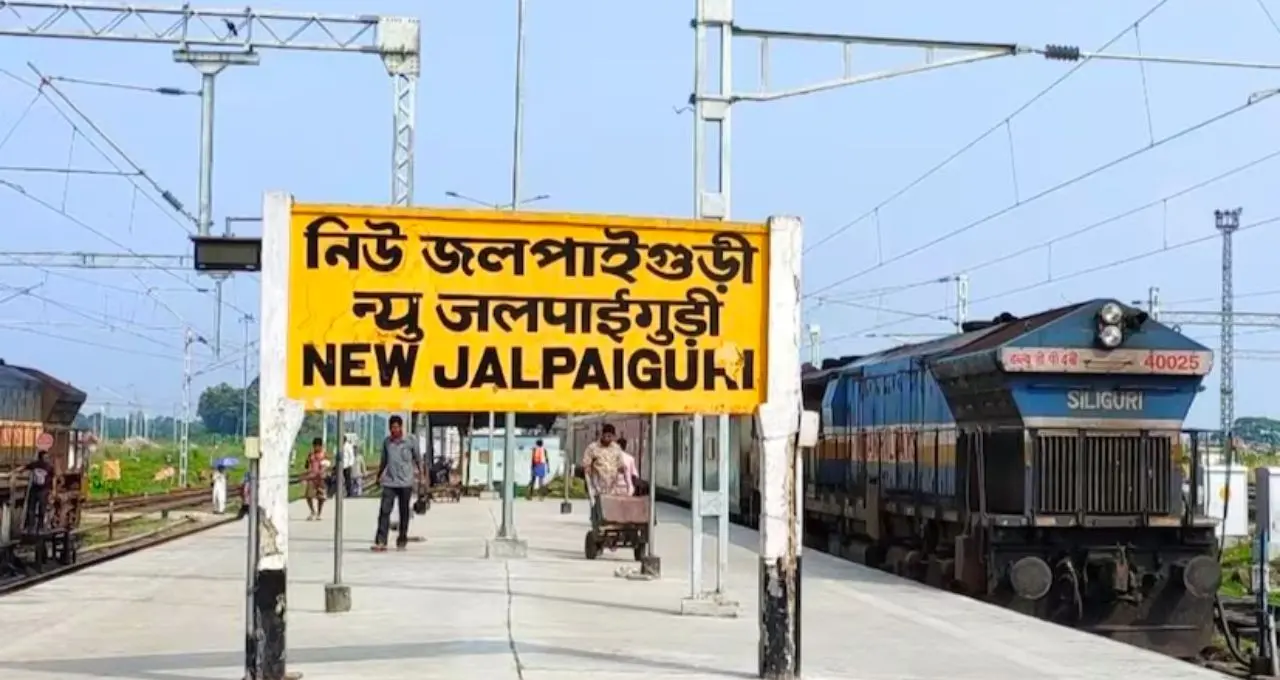 পাহাড় ভ্রমণে স্বস্তি! Indian Railways-এর নতুন স্পেশাল ট্রেন, মালদহ থেকে New Jalpaiguri যাওয়া এবার আরও সহজ