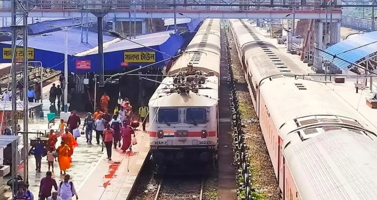 পাহাড় ভ্রমণে স্বস্তি! Indian Railways-এর নতুন স্পেশাল ট্রেন, মালদহ থেকে New Jalpaiguri যাওয়া এবার আরও সহজ