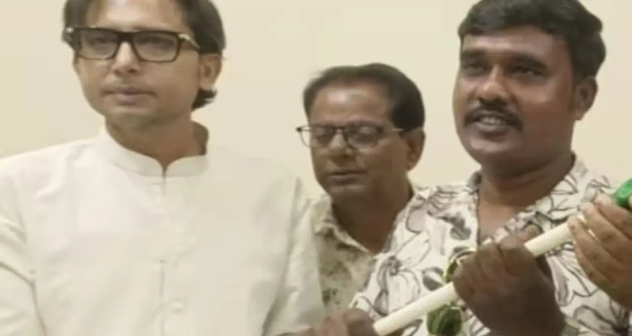 ভিডিও ‘ফাঁস’ ঘিরে তোলপাড়! হুমায়ুন কবীর-এর দলে ভাঙন, ব্লক সভাপতি যোগ দিলেন তৃণমূলে