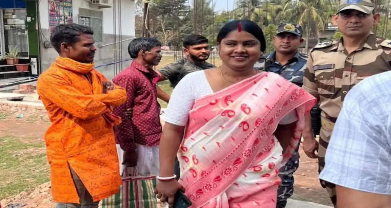 Rekha Patra BJP: সন্দেশখালির মুখ এবার হিঙ্গলগঞ্জে! নেই জমি-সোনা-ঋণ—তবুও কত সম্পত্তি রেখার?
