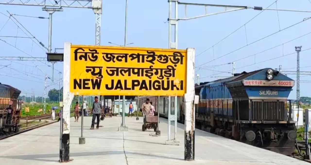 New Train to NJP: গ্রীষ্মের ছুটিতে পাহাড়যাত্রা সহজ! মালদহ-এনজেপি স্পেশাল ট্রেন চালু করল রেল
