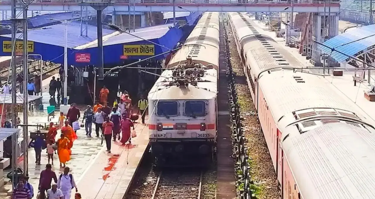 New Train to NJP: গ্রীষ্মের ছুটিতে পাহাড়যাত্রা সহজ! মালদহ-এনজেপি স্পেশাল ট্রেন চালু করল রেল
