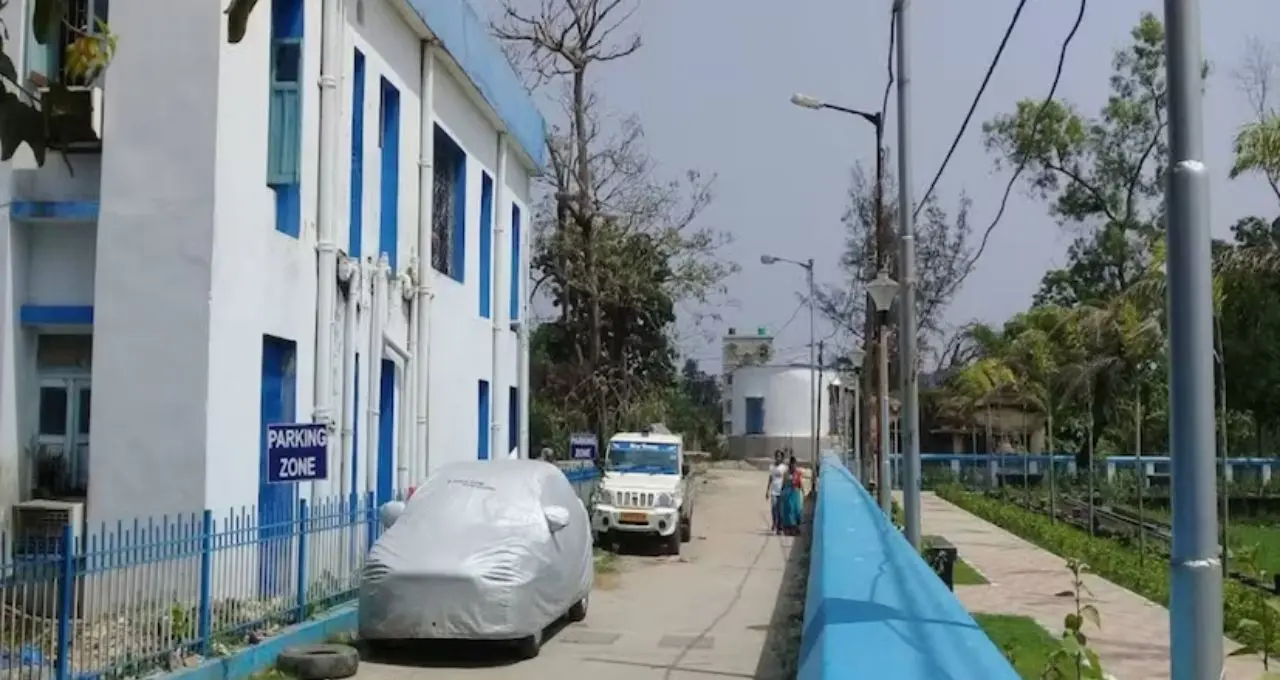 ভোটের মুখে ‘পুরসভা’ ইস্যুতে উত্তাল কাকদ্বীপ! প্রতিশ্রুতির লড়াইয়ে ঝাঁপাল সব দল
