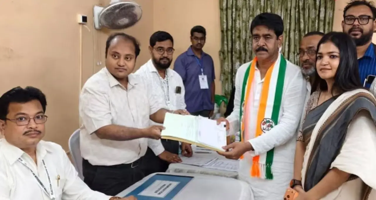 কোটি টাকার মালিক! ভাঙড়ে তৃণমূল প্রার্থী শওকত মোল্লা-র সম্পত্তির খতিয়ান সামনে