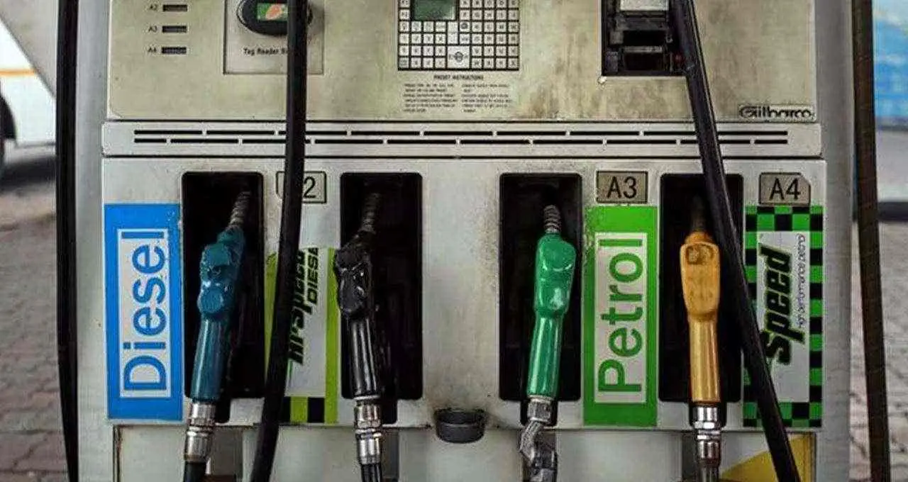Petrol-Diesel Price Today: भारत में ईंधन की कीमतें स्थिर, जानिए प्रमुख शहरों में पेट्रोल-डीजल के ताज़ा दाम