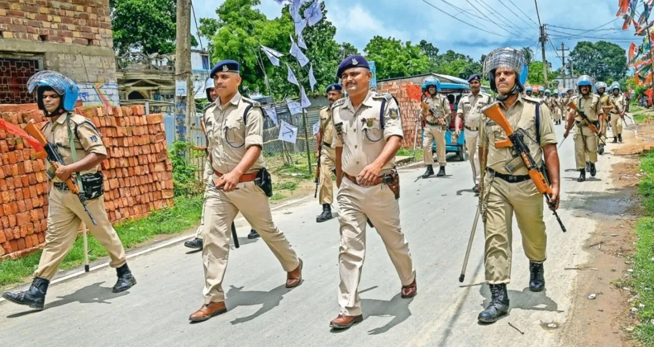 जमुई में पुलिस टीम पर हमला: दो सब-इंस्पेक्टर समेत तीन घायल, हत्या-लूट के आरोपी सहित 5 गिरफ्तार