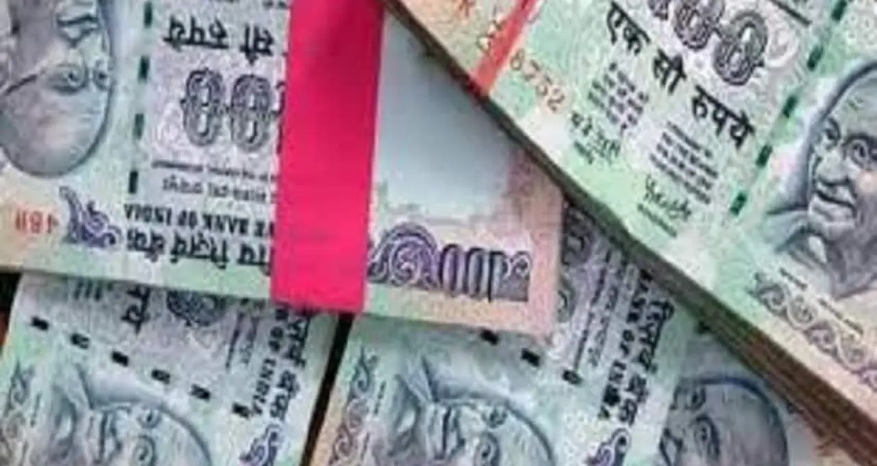 8th Pay Commission: ন্যূনতম বেতন ৬৯,০০০ টাকার প্রস্তাব! কেন্দ্রীয় কর্মীদের বেতন-ডিএ-তে বড়সড় লাফের ইঙ্গিত
