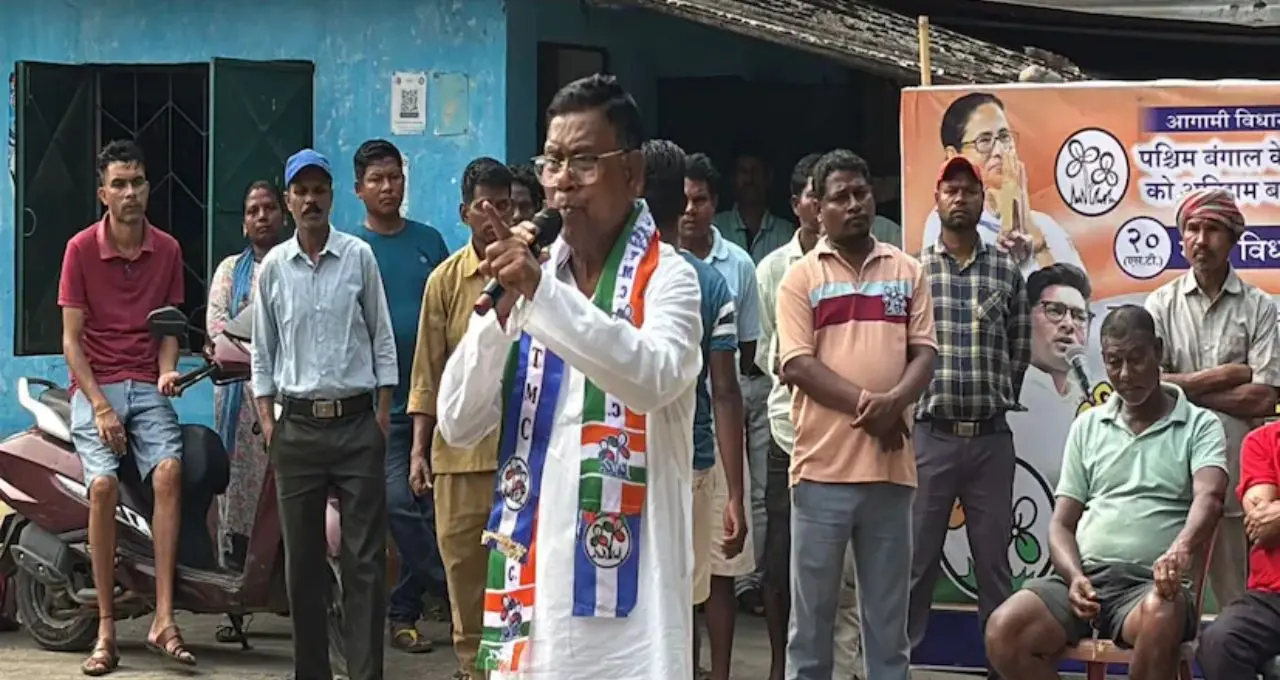 প্রচারের মেগা ফিনালে জলপাইগুড়িতে! শেষলগ্নে কে কাকে টেক্কা দিল, চূড়ান্ত লড়াইয়ে উত্তাপ তুঙ্গে

