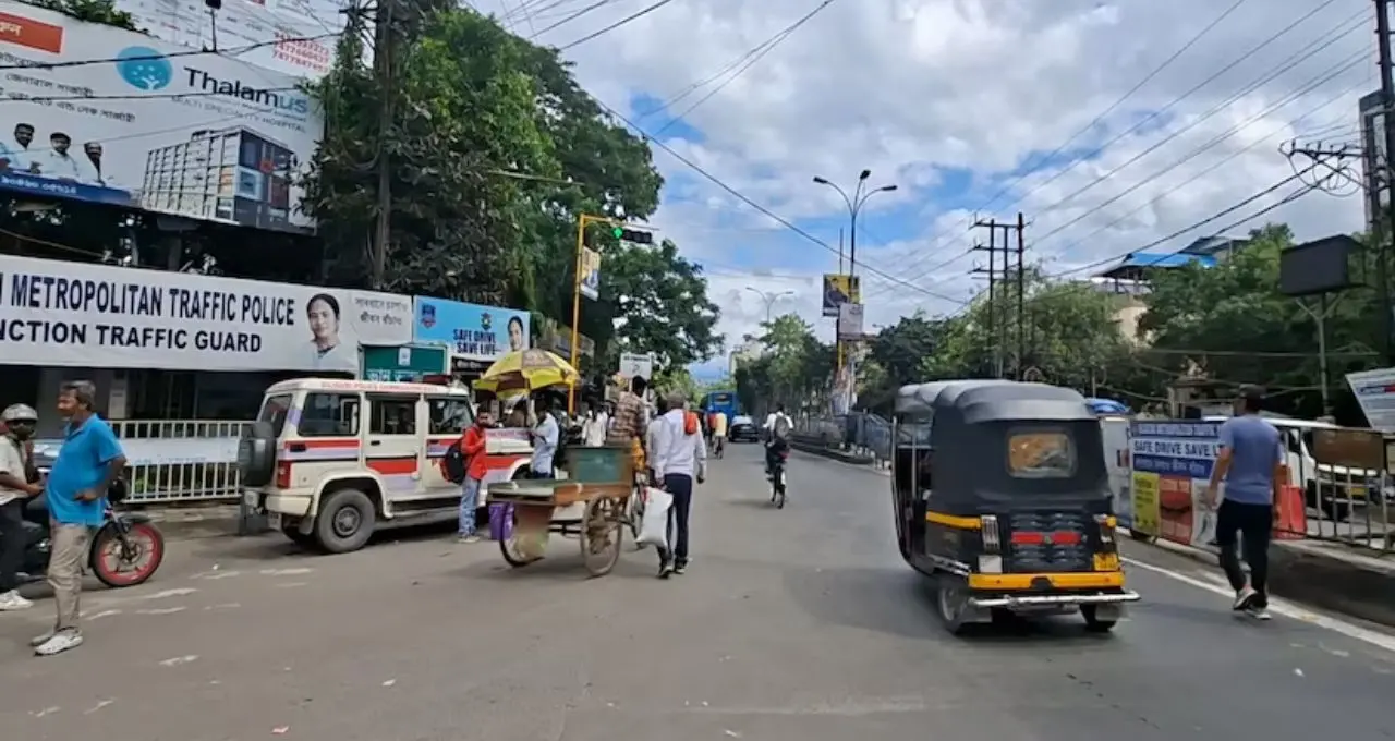 ভোটের আগে শিলিগুড়িতে কড়াকড়ি: হোটেলে নতুন চেক-ইন বন্ধ, অতিথিদের খালি করার নির্দেশ
