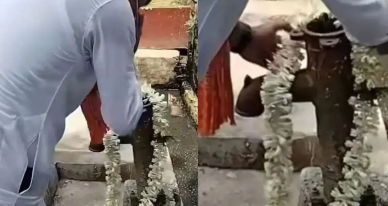 নলকূপে মালা পরিয়ে ব্যতিক্রমী প্রতিবাদ! শিবপুরে জলকষ্ট নিয়ে ভাইরাল কাণ্ড Rudranil Ghosh-এর
