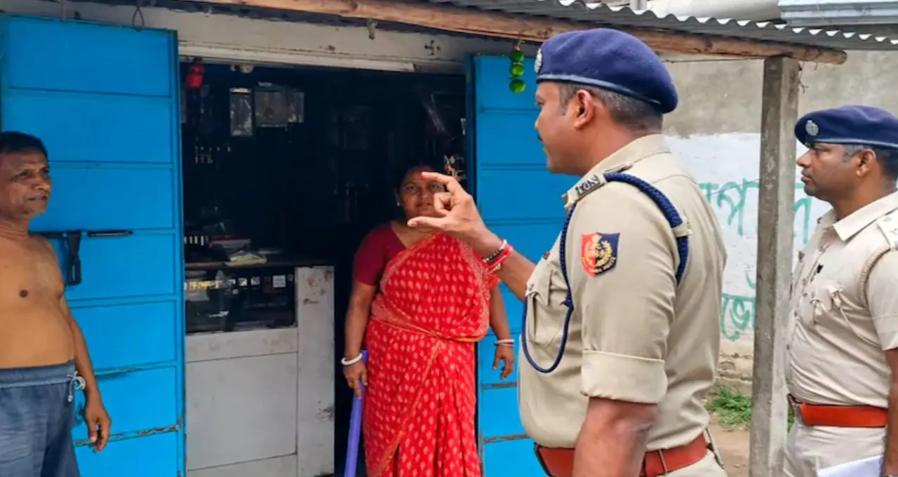 No Liquor Rule: ভোটের ৯৬ ঘণ্টা আগে মদের দোকানে তালা, বড় সিদ্ধান্তে সরগরম বাংলা
