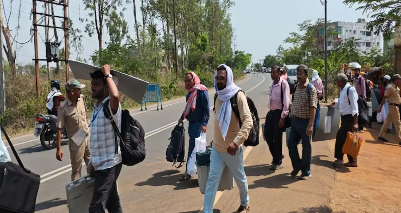 ভোটের আগে কড়াকড়ি! প্রথম দফার আগে রাতেই বন্ধ বাইক চলাচল, বাঁকুড়াসহ জেলায় জারি নিষেধাজ্ঞা
