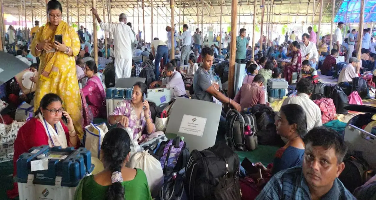 ক্যামেরায় কড়া নজরদারি, ৪০০-র বেশি পিঙ্ক বুথ! পশ্চিম মেদিনীপুরে ভোটে ২৬৯ কোম্পানি কেন্দ্রীয় বাহিনী
