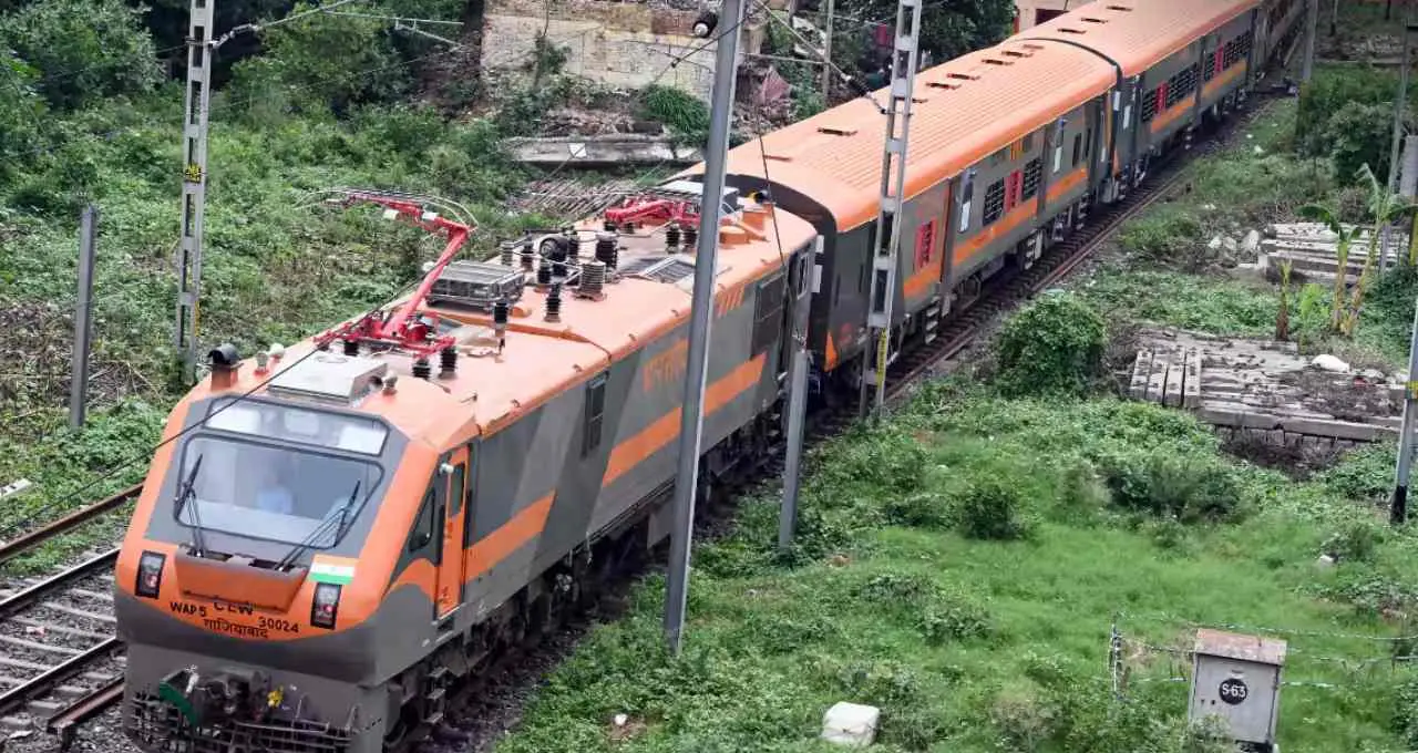 मध्य प्रदेश को नई रेल सौगात: 28 अप्रैल को PM मोदी दिखाएंगे दो ‘अमृत भारत’ एक्सप्रेस को हरी झंडी