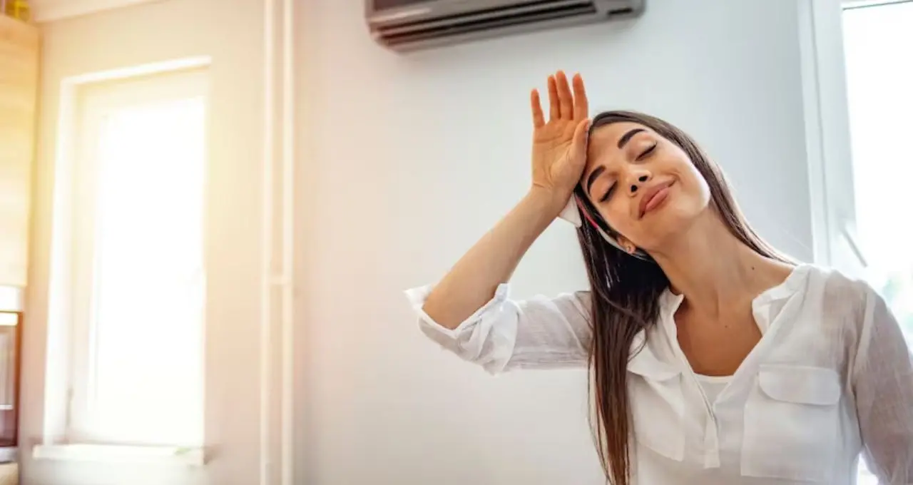 Air Conditioner Health Risks: সারাদিন AC চালিয়ে মারাত্মক বিপদ! অজান্তেই বাড়ছে শ্বাসকষ্ট-ত্বকের সমস্যা
