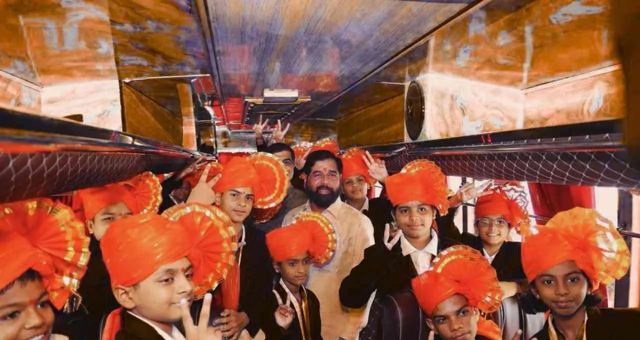 ठाणे के 59 ग्रामीण छात्रों को मिशन भरारी के तहत ISRO विजिट का मौका, विज्ञान शिक्षा को बढ़ावा