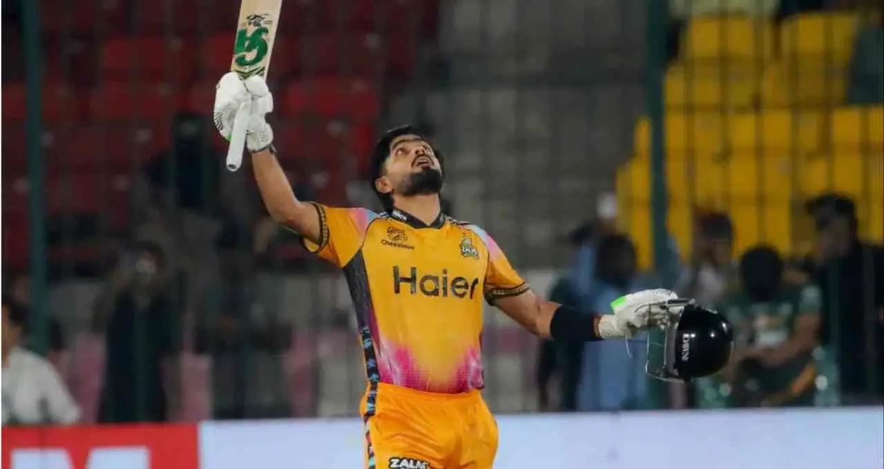 PSL 2026: Babar Azam का शतक, Peshawar Zalmi ने Islamabad United को 70 रन से हराकर फाइनल में बनाई जगह