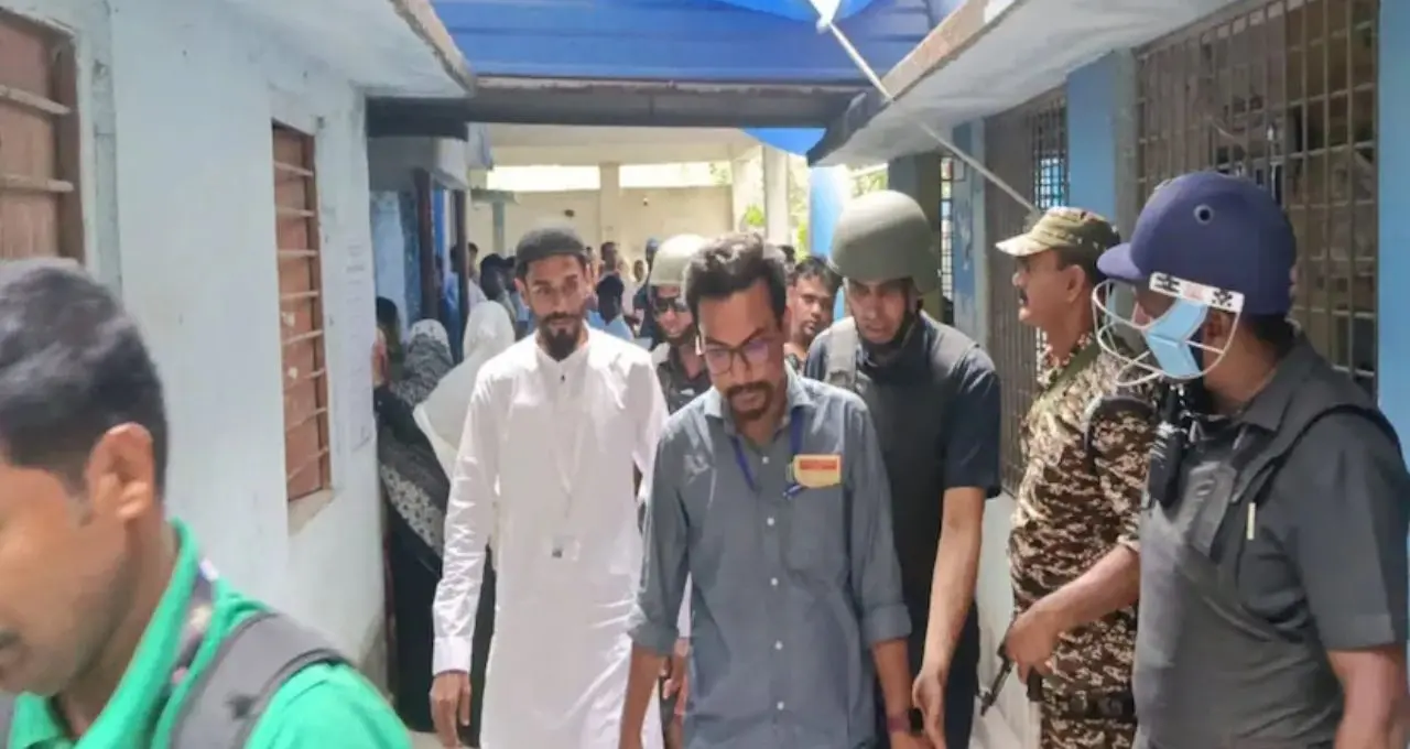 ভাঙড়ে উত্তেজনা চরমে! Naushad Siddiqui-কে ঘিরে বিক্ষোভ, ‘ভোট চুরি রুখব’ হুঁশিয়ারি
