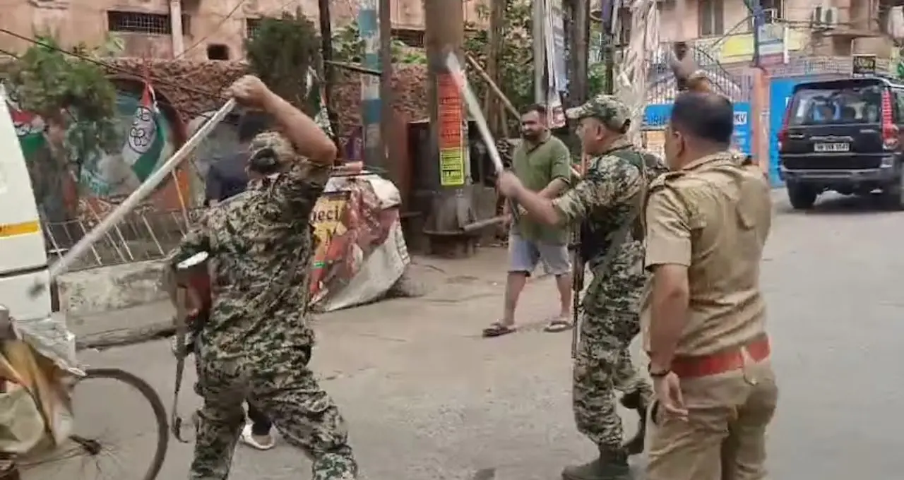 শেষ দফার ভোটে উৎসবের আবহ! বুথে বুথে লম্বা লাইন, আরামবাগে কড়া নিরাপত্তায় বাড়তি নজর