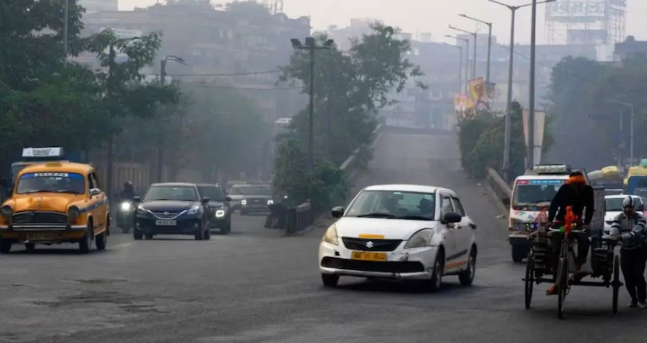 আর মাত্র ২ ঘণ্টা! Kolkata-সহ ৭ জেলায় ঝড়-বৃষ্টি তাণ্ডবের সতর্কতা, জানাল India Meteorological Department

