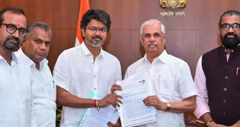 Tamil Nadu Politics: विजय सरकार में शामिल होगी IUML और VCK? कैबिनेट विस्तार पर अ…