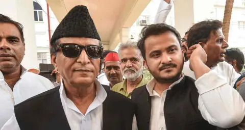 Azam Khan को दो पैन कार्ड केस में बड़ा झटका, तीन साल बढ़ी सजा, जेल में बंद हैं अ…