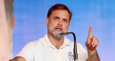 राहुल गांधी ने कथित CBSE ‘स्कैम’ पर न्यायिक जांच की मांग उठाई, ऑन-स्क्रीन मार्कि…