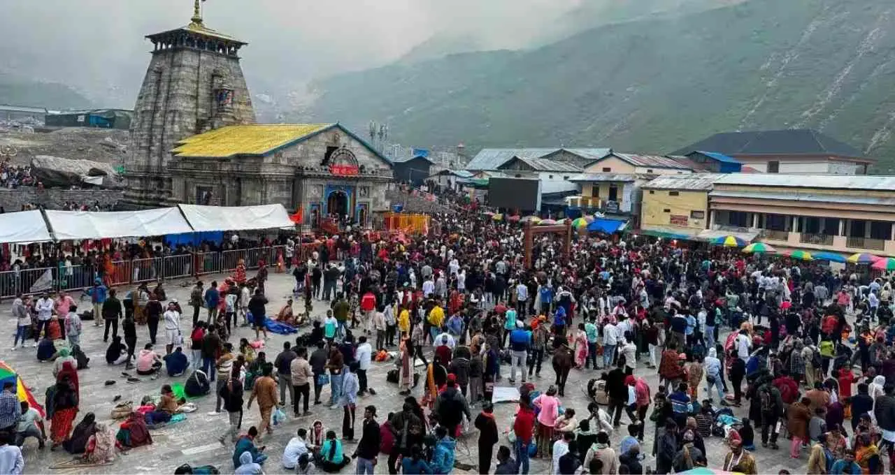 चारधाम यात्रा पर मौसम का संकट: 12-13 मई के लिए ऑरेंज अलर्ट जारी, प्रशासन ने श्रद्धालुओं को दी अहम सलाह