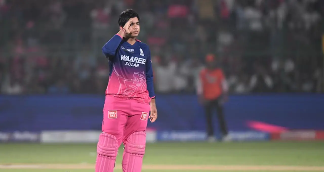 ২১ বছরেই অবসর নেবেন বৈভব সূর্যবংশী? আইপিএলে বিস্ফোরক পারফরম্যান্সের মাঝেই চাঞ্চল্যকর মন্তব্য মাইকেল ভনের
