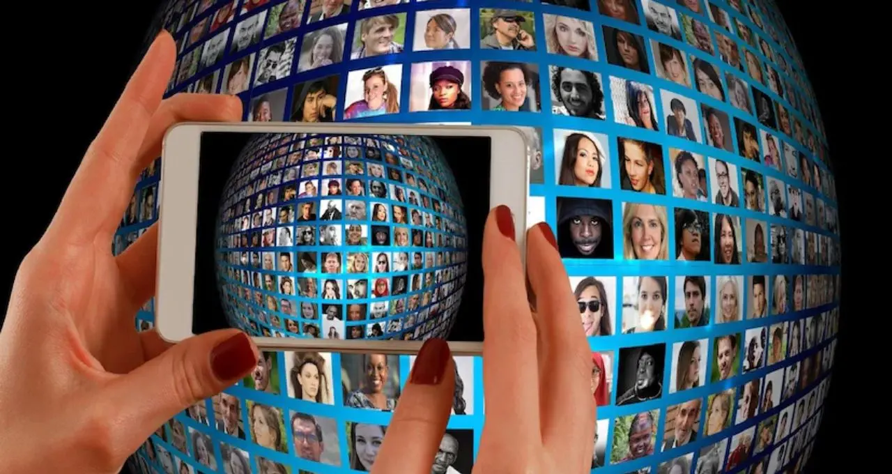 Digital Census 2026: বাড়িতে বসেই ডিজিটাল জনগণনা! নিজের ফোনে কয়েক মিনিটেই করুন রেজিস্ট্রেশন, জানুন পুরো পদ্ধতি
