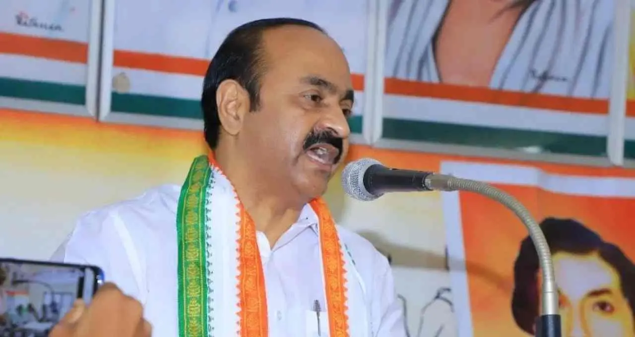 केरल में बड़ा राजनीतिक बदलाव: वीडी सतीशन होंगे नए मुख्यमंत्री, कांग्रेस विधायक दल ने लिया फैसला
