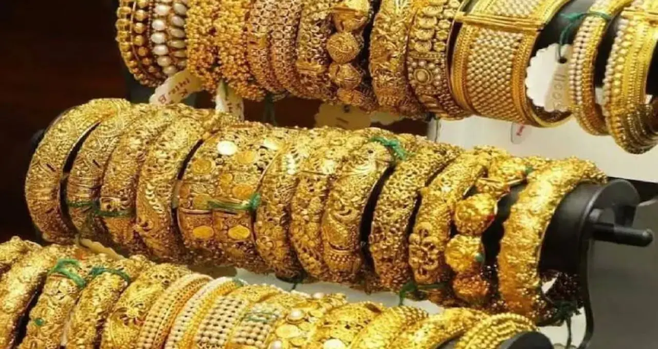 Gold Exchange Offer: পুরনো সোনাতেই মিলছে নতুন গয়না! বড় অফারে চমক জুয়েলারি সংস্থাগুলির

