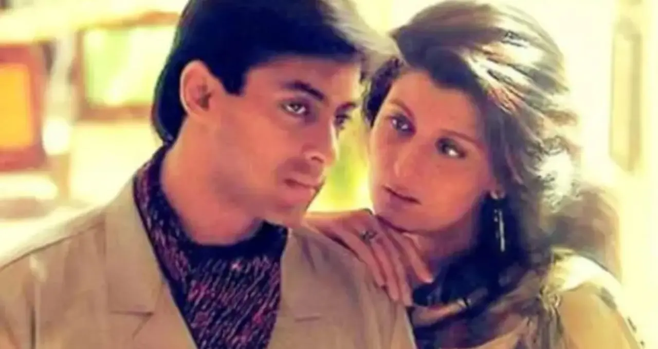 সলমনের শার্টবিহীন ছবিতে ফের জাগল পুরনো প্রেম? সঙ্গীতার এক মন্তব্যেই তোলপাড় নেটদুনিয়া
