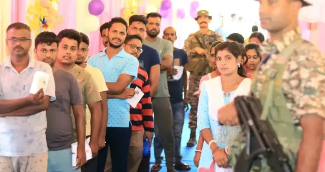 ফলতা পুনর্নির্বাচনে কড়া নজরদারি! ড্রোন থেকে দ্বিগুণ বাহিনী, নিশ্ছিদ্র নিরাপত্তায় ভোটের প্রস্তুতি
