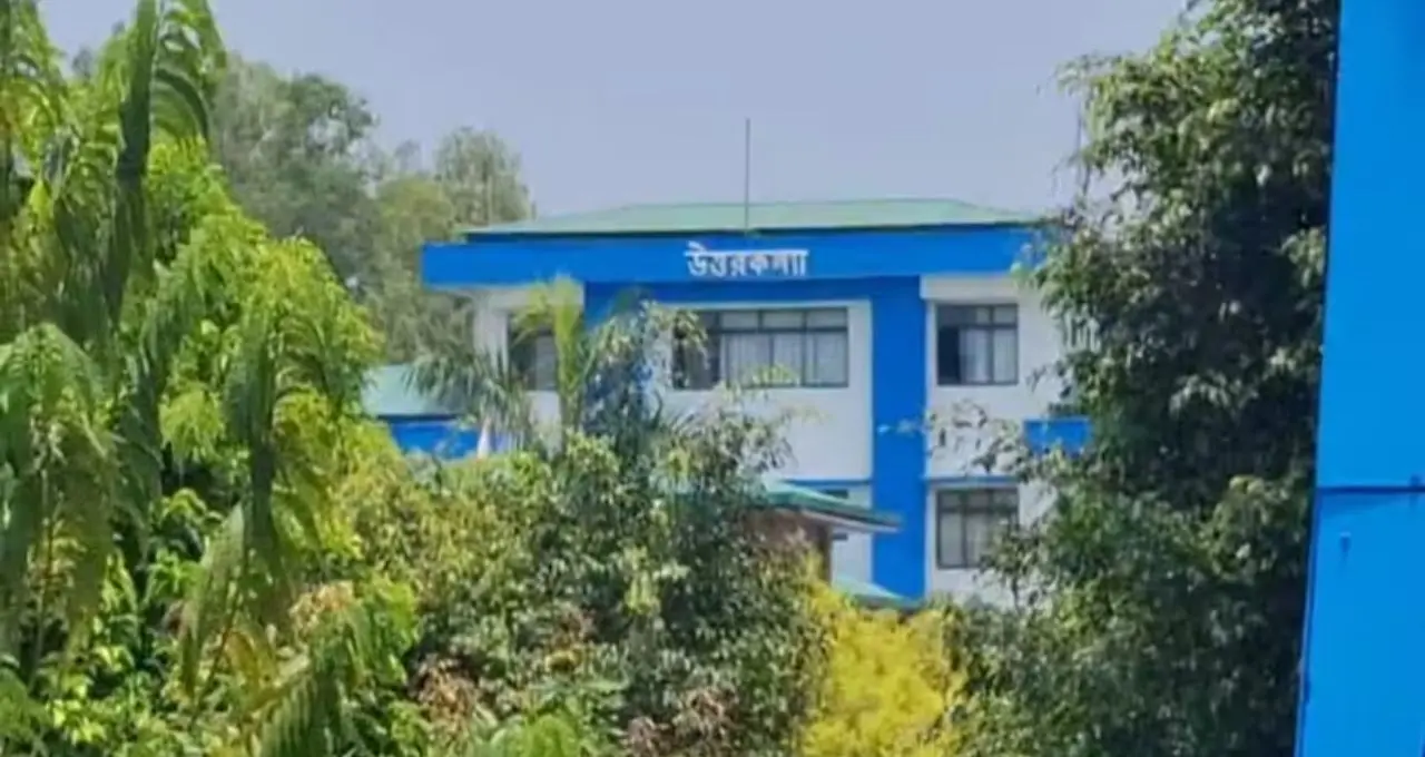 মুখ্যমন্ত্রী হিসেবে প্রথম উত্তরবঙ্গ সফরে শুভেন্দু! কড়া নিরাপত্তায় মুড়ে ফেলা হচ্ছে শিলিগুড়ি-বাগডোগরা
