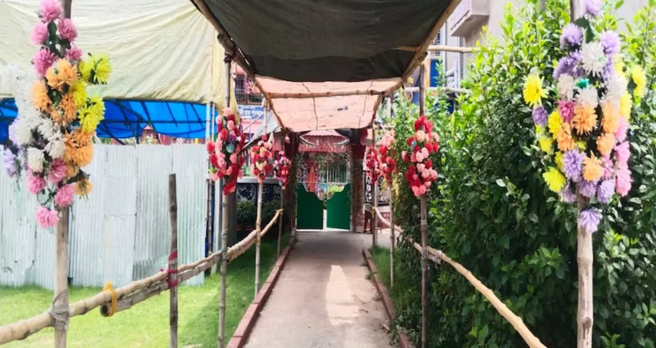 চাঁদিফাটা গরমে ভোটারদের জন্য বিরাট স্বস্তি! ফলতায় তৈরি হল এসি বুথ, ঠান্ডা ঘরেই হবে ভোটগ্রহণ
